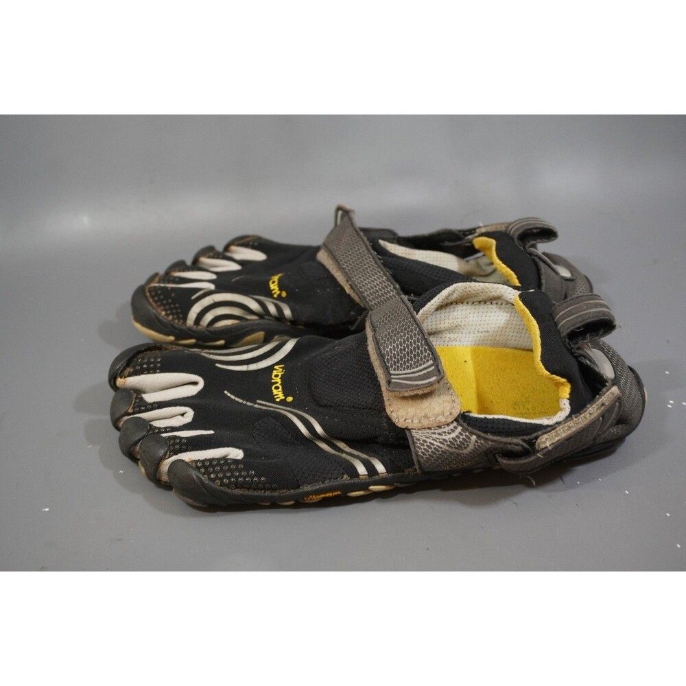 Vibram FiveFingers KomodoSport Men's Size 9 Barefoot Shoes Black Silver Read - Picture 3 of 8